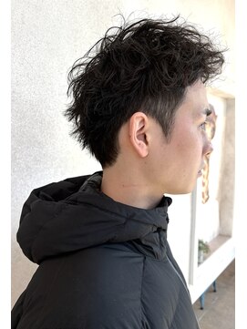 ディプティック ヘアー チェンジ ミュージアム(diptych Hair Change Museum) 短髪無造作パーマ