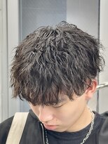 オーバル ジングウマエ(OVARL jingumae)&nbsp;縦落ちツイストスパイラルラウンドマッシュ