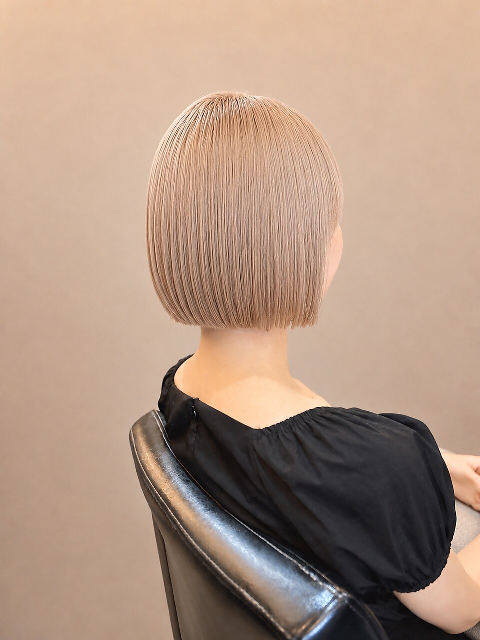 2026年夏】ハイトーン 切りっぱなし ボブの髪型・ヘアアレンジ｜人気順