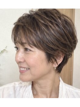 ラピス LAPISの写真/【あなたの個性を引き出すデザイン】経験豊富なスタイリストがなりたいイメージをカタチに！