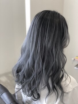 クレア(CREA) ホワイトグレー