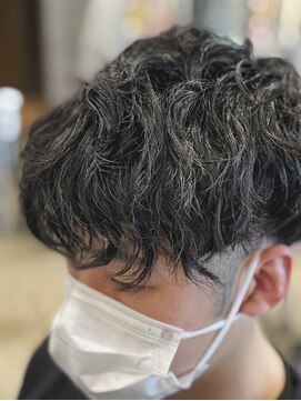 ザデイ カットアンドカルチャーショップ(THE DAY CUT&CULTURE SHOP) ツイストスパイラル