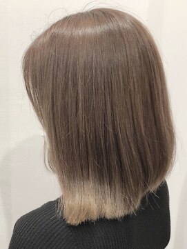 チュラック(Chulack) 【CHULUCK】エアストレート/ロブヘア/ブロンドカラー