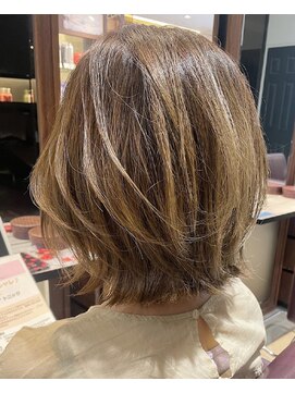 アイフィール アヴェダ 瑞江店(i feel AVEDA) 【藤田】アゴ下のくびれボブ