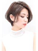 大人可愛い20代30代40代小顔ワンサイドショートボブ丸み前下がり