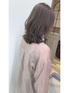 ヘアーポケット リタ(HAIR POCKET ritta) ふんわりレイヤー×ミルキーグレージュカラー
