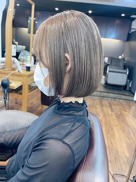 レイラバイアフロート 吉祥寺(Lila by afloat) コンパクトに収まるペールベージュボブ【Lila by AFLOAT】小笠原