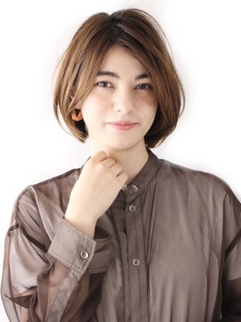 ロビー 表参道(ROBBY) Aラインレイヤーボブ／前髪なし／表参道／30代40代50代