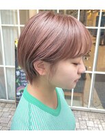 ネオリーブアイム 横浜西口店(Neolive aim)&nbsp;ショートヘア　ピンクベージュ　ハイトーン