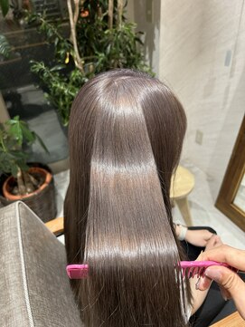 アドア 横浜(ADORE) 【ADORE横浜】ラベンダーシルバー×ケアブリーチ×グレージュ