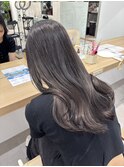 【透明感グレージュヘア】