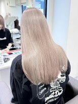 エルサザリープ 三宮(Elsa the leap)&nbsp;ホワイトミルクティー/ブロンド/ベージュ/ツヤ髪/髪質改善