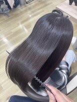 ウラン 苫小牧店(Urun) 髪質改善つるzeroカラー