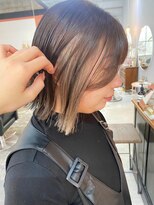 チャプター 問屋町(chapter)&nbsp;切りっぱなしボブインナーカラーミルクティベージュケアブリーチ