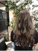 立体感×透明感アッシュグレージュ