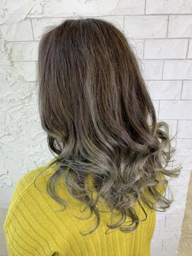 アルカンジュ 川口駅東口(archange by anyhow) グラデーションカラー【カーキシルバー】