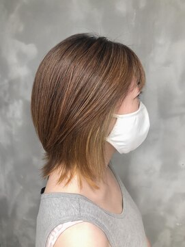 リュッカ(Lyuck) ミディアムレイヤー（インナーベージュ）