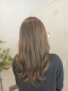 アグ ヘアー グローブ 金沢八日市店(Agu hair grove) 透明感あり、柔らかベージュ