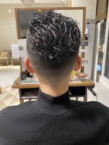 リボーン ビューティー リゾート 松戸店(re-born Beauty Resort)&nbsp;ニュアンスパーマ韓国マッシュスペインカールスパイキーショート