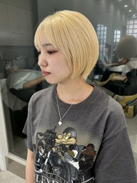 イリ(iLi) 【iLi×REN】抜きっぱなしブロンド/ショートボブ