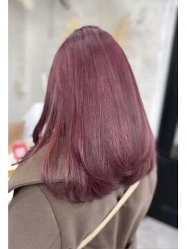 リア(riah) ダブルカラーミルクティーベージュレイヤーカット韓国ヘア