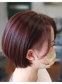 ショートボブ