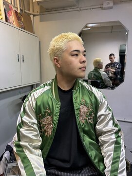 メリケンバーバーショップ フクオカ(MERICAN BARBERSHOP FUK) べリーショートダークアッシュニュアンスパーマ韓国マッシュ