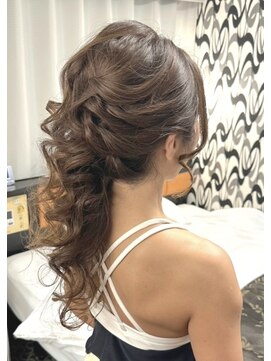 ステラ(Stella) サイドアップアレンジ