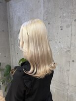 ココモ(KOKOMO)&nbsp;【三谷大樹】ホワイトブロンド/ホワイトカラー