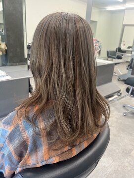 ガルボヘアー 桟橋店(garbo hair) 透明感カラー　ポイントブリーチ　大人女子