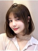 くびレイヤーボブルフネビージュ小顔ワンレンこなれミディ