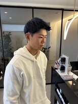 ジア ヘアー(ZIA hair) アップバングショート