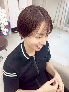エレラビューティー(ELERA beauty) 透明感まろやかブラウン/ナチュラル/ショートカット