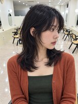 モト 船橋(moto)&nbsp;韓国アイドルミディアムハッシュカット艶髪ブルーブラック船橋