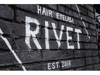 ヘアアイラッシュ リベット(hair eyelash RIVET)の写真