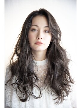 ビューティーアンドケアカロン(Beauty and Care CALON) 【銀座】透明感が引き立ち上品さを兼ね備えたニュアンスレイヤー