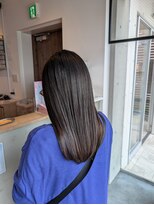 エルドバイレガーレ(L°C by Legare/a)&nbsp;湿気に負けない美髪ストレート