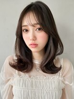 キリ 表参道(kyli)&nbsp;シースルーバングうる艶髪くせ毛風カールこなれヘア美髪艶感
