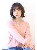 外ハネくびれヘアボブスタイル