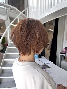 ゴットイズム(GOTTO ISM) ◎大人女子に大人気◎首もとスッキリふんわりショート