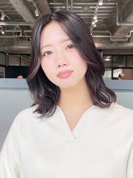 アルバム 銀座(ALBUM GINZA) くびれミディ顔周りレイヤー大人ガーリー ダークアッシュ_F1306