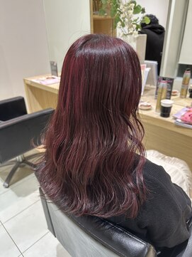 サラビューティーサイト 九大学研都市店(SARA Beauty Sight) 深みボルドーレッド