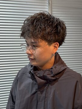 ガオプロデュースバイレボ(gao produced by revo) ルーズパーマアクティブショートビジネス刈り上げメンズカット