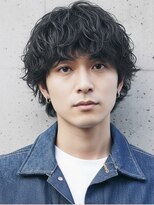 ステラ(STELLA)&nbsp;波巻きパーマ マッシュヘア ニュアンスパーマ ツーブロック 束感