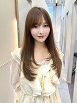 エン クラン バイ ヘッドライト たまプラーザ南口店(en. clan by HEADLIGHT) ロングナチュラルレイヤーサイドバング