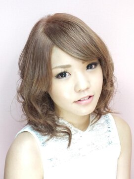 ヘアメイク ベティ(hair make Betty) フェミニンふわふわミディ★