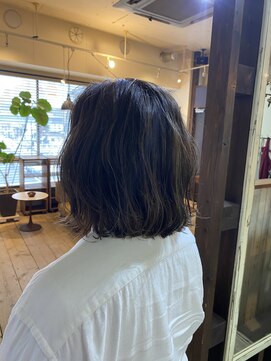 フルール たまプラーザ(Fleur) ハイライト×カーキアッシュ×セミボブ