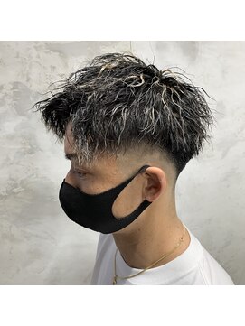 アポロ 横浜駅店(apollo) ツイストスパイラルハイライト