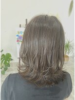 イト(ito)&nbsp;外ハネふんわりミディ