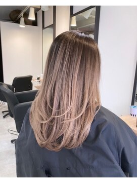 ラフ 難波店(LAFF) #黒髪#ボブルフ#ネビージュ#小顔#ワンレン